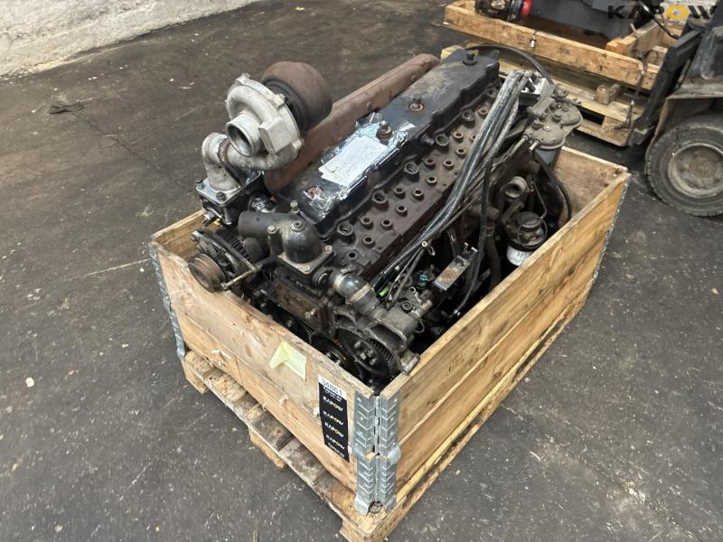 Perkins engine 9