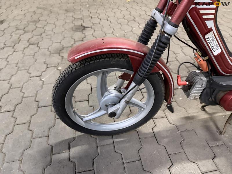 Piaggio Vespa Si moped 9