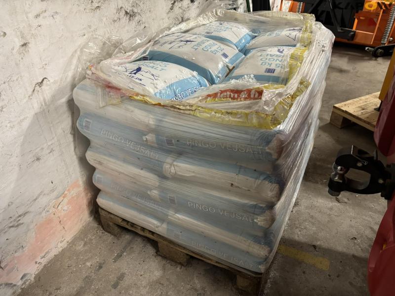 Pingo road salt 25 kg bags 1