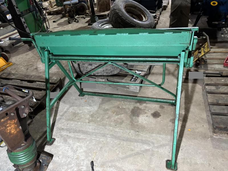 Sheet metal trestle 130 cm 6