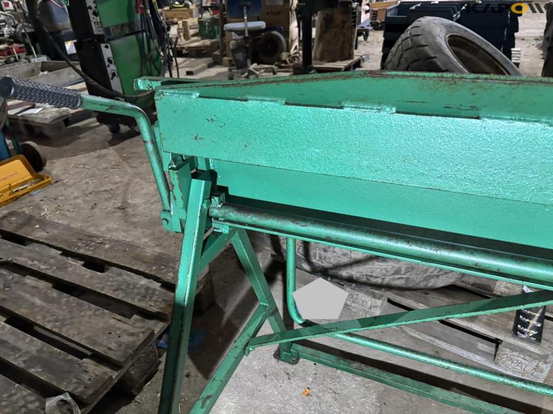 Sheet metal trestle 130 cm 19