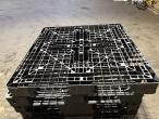 Plastic pallets - 11pcs 10