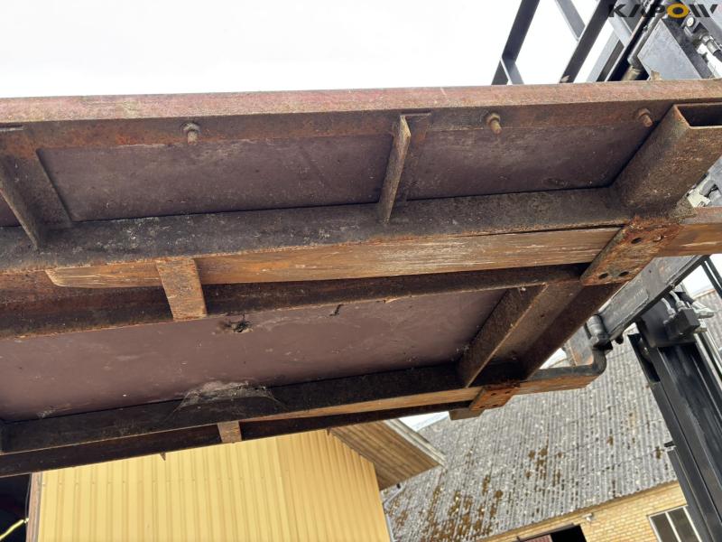 Forklift platform 10