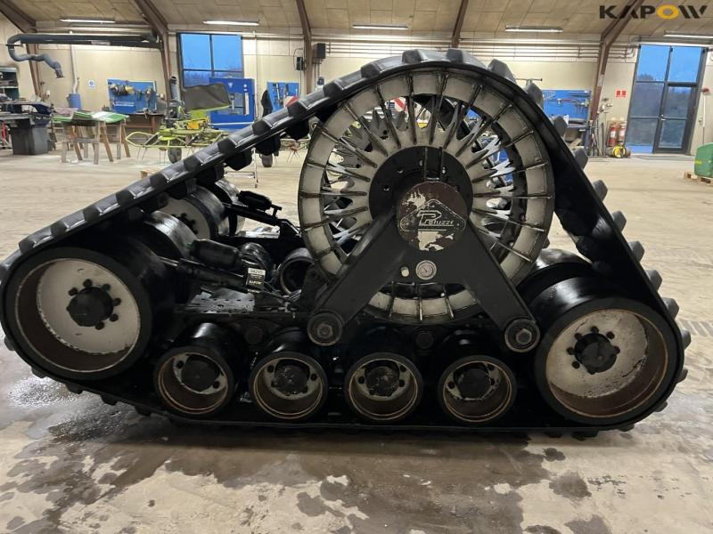 Poluzzi belts for forage harvesters and combines 4