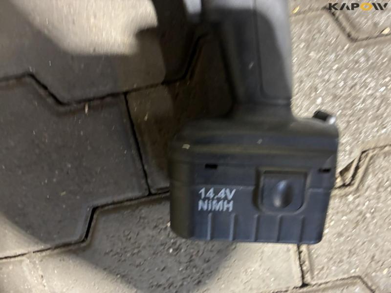 Power Push Caulking Gun 8