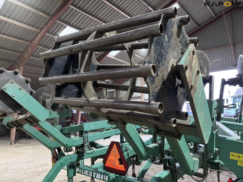 Præstbro 11 tooth stubble harrow 32