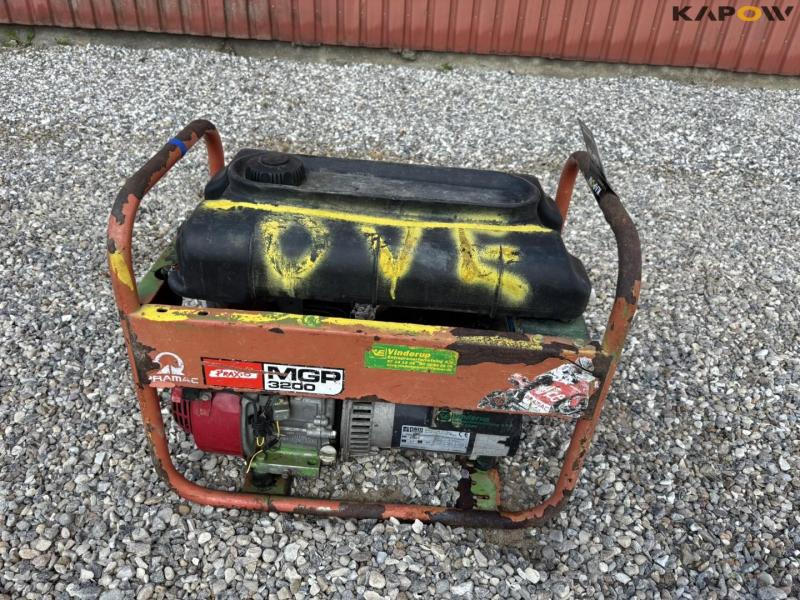 Pramac MGP3200 generator 2
