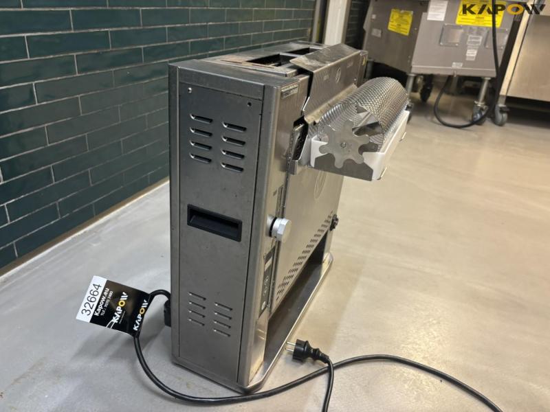 Prince Castle vertical contact toaster 3