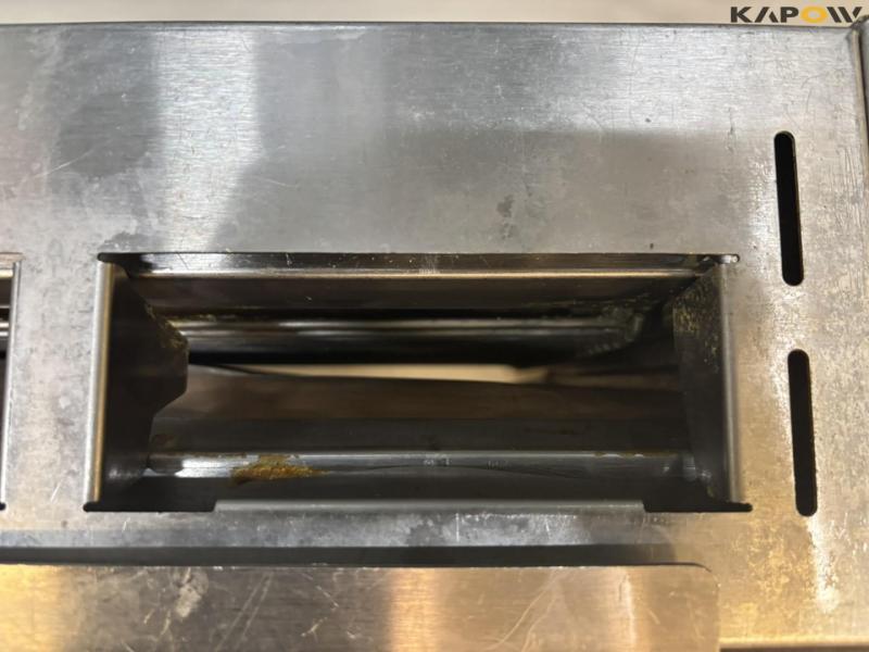 Prince Castle vertical contact toaster 17