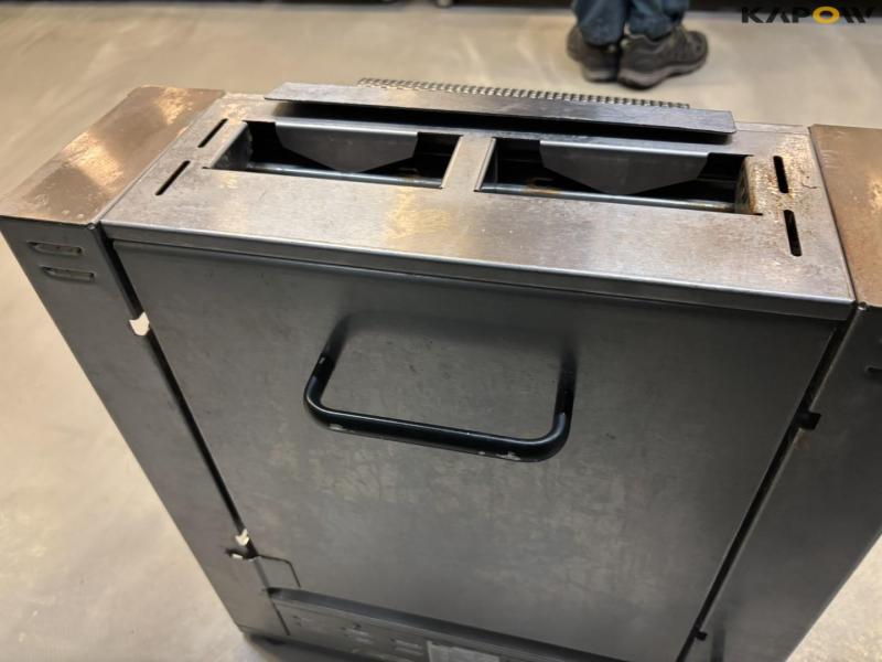 Prince Castle vertical contact toaster 23