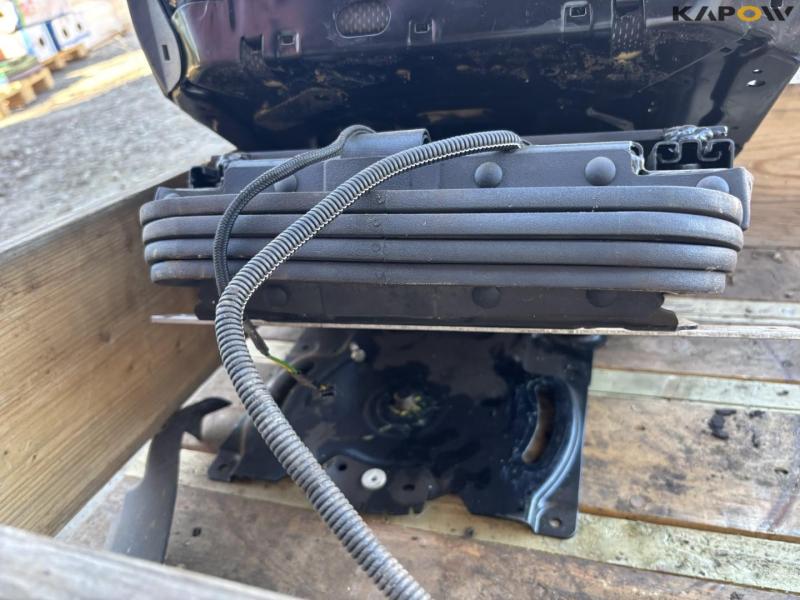 Proboss seat 18