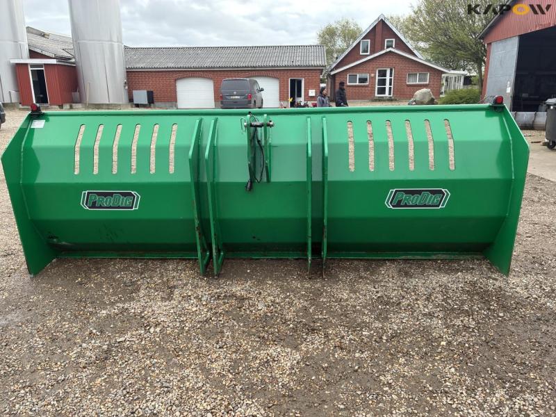 Prodigy dozer blade 4