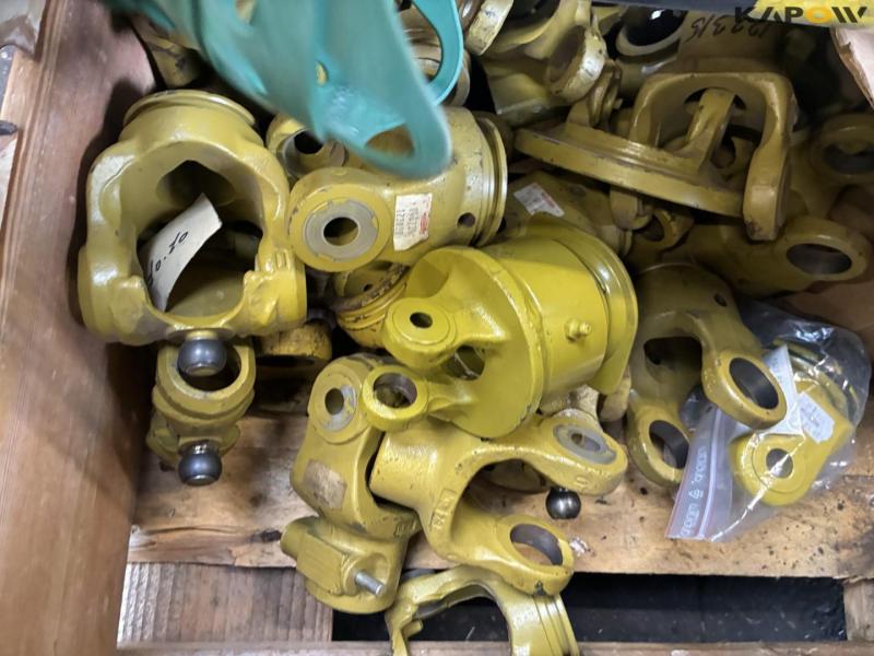 PTO guard/ forks/ clutch plates 15