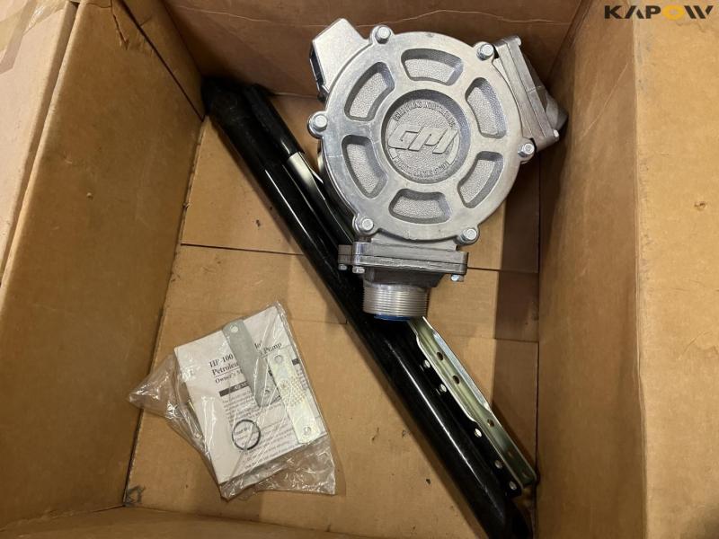 Pumps for oil and grease 9