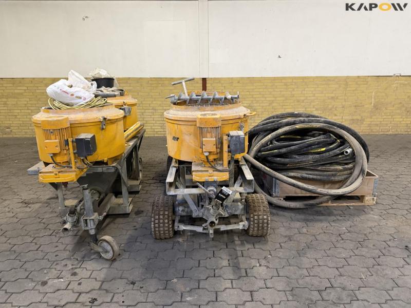 Putzmeister S5-EV pumps with forced agitator 2