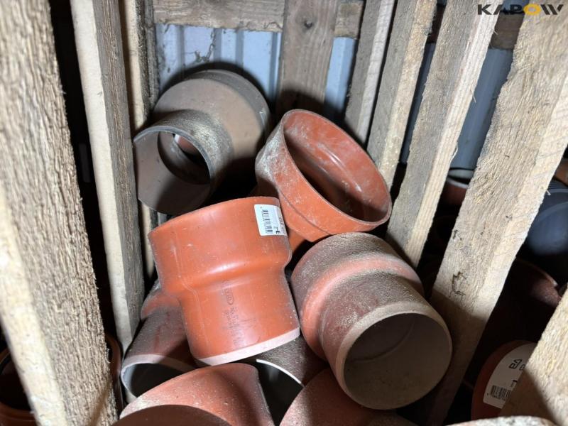 PVC fittings 93