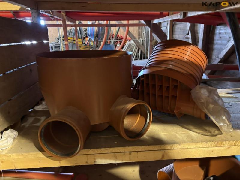 PVC sewer pipes and fittings 30