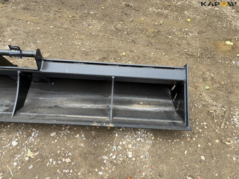 Compaction bucket 250cm with Hydrema hitch 12