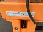 Rauch Axeo 18.1 salt spreader 11