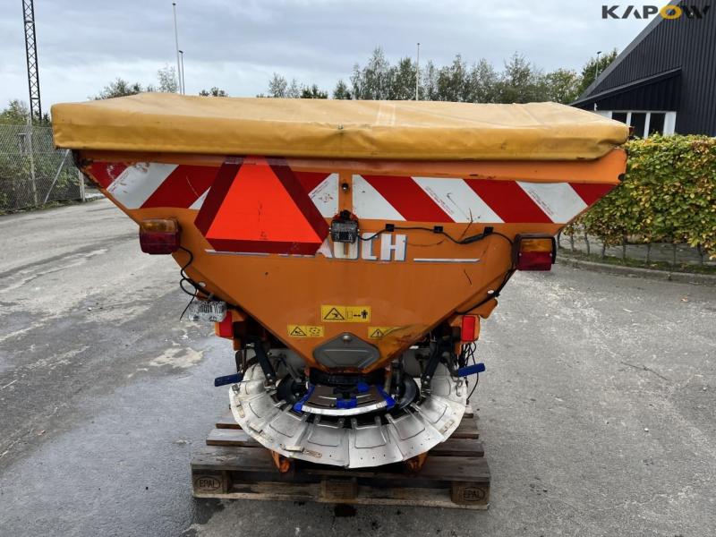 Rauch Axeo 18.1 salt spreader 6
