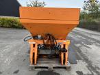 Rauch Axeo 18.1 salt spreader 2