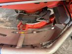 Rauch AXIS M 30.2 EMC fertilizer spreader 36
