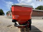 Rauch Axis M-EMC fertilizer spreader 4