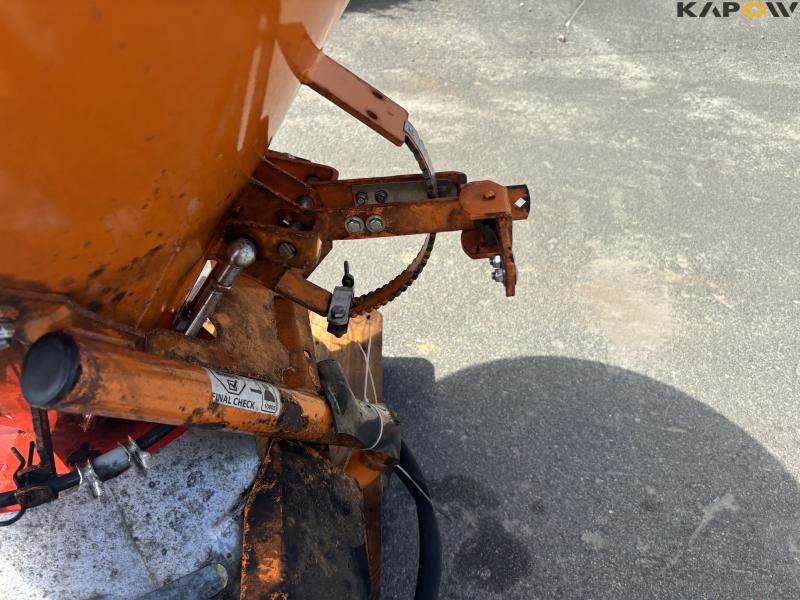 Rauch salt spreader 10