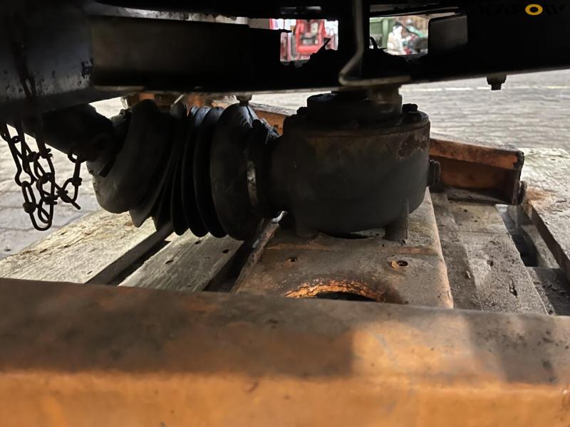 Rauck AXEO 6.1 salt spreader 12