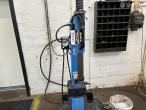Ravaglioil tire machine 10