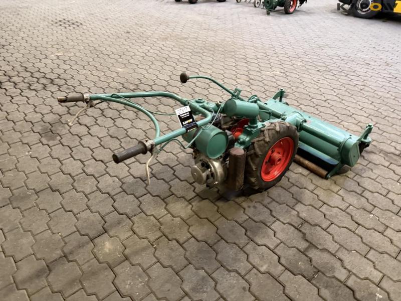 Tool carrier with cylinder mower 5