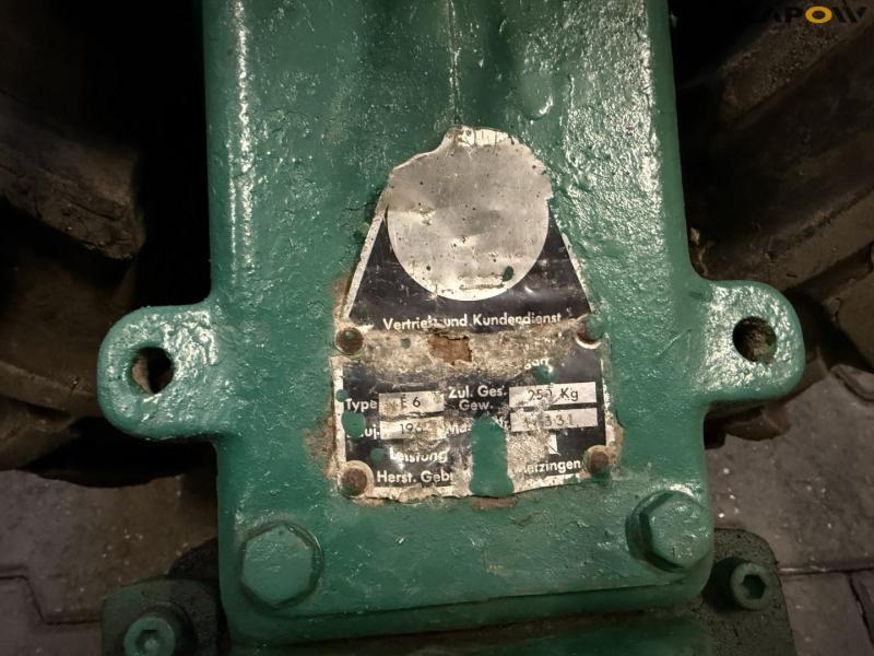 Tool carrier with milling cutter 38