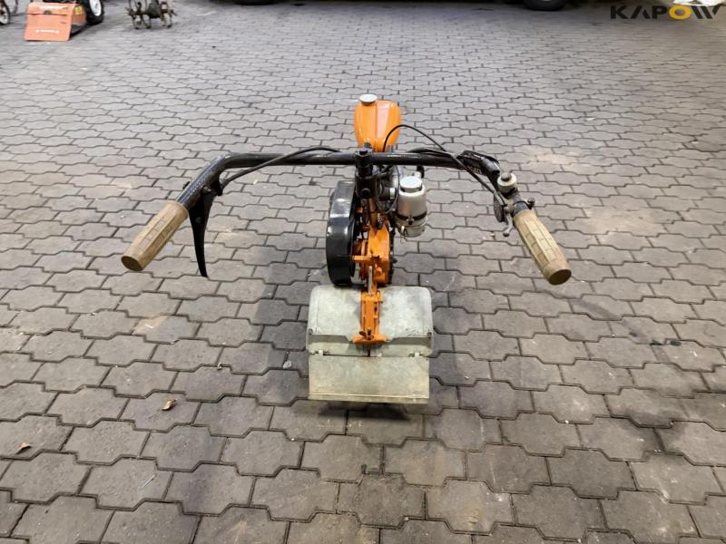 Tool carrier with milling cutter 6