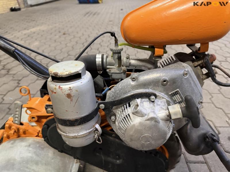 Tool carrier with milling cutter 14