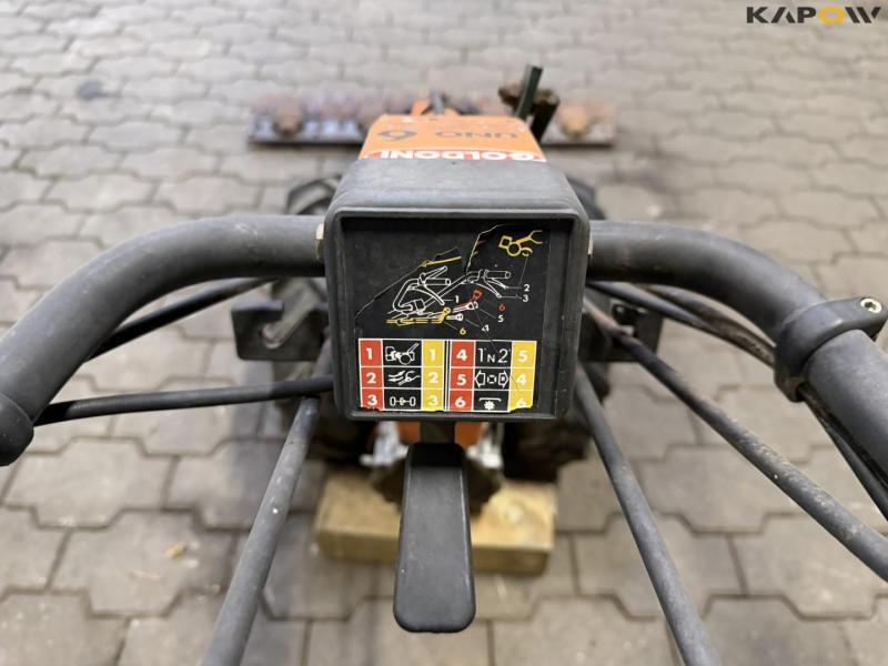 Tool carrier with rocks 12