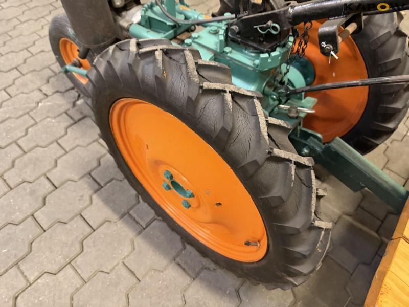 Tool carrier with trolley 28