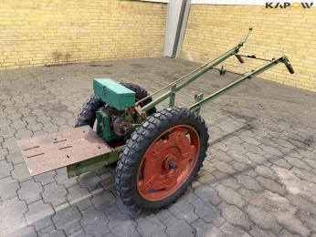 Tool carrier