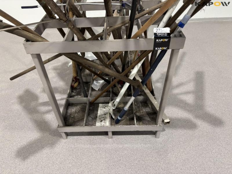 Tool holder with contents 8