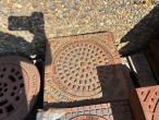 Gully drain components and flushing chambers 19