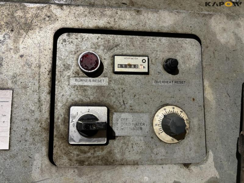 Reno hot water cleaner 11