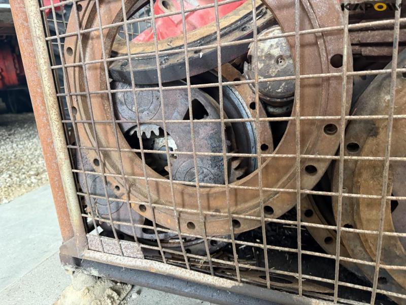 Spare parts for axles on Massey Ferguson 28