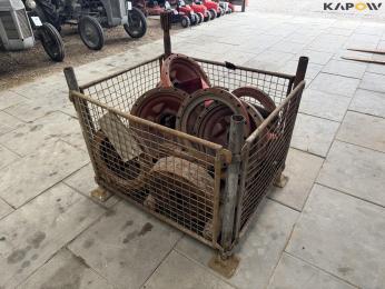 Spare parts for axles on Massey Ferguson
