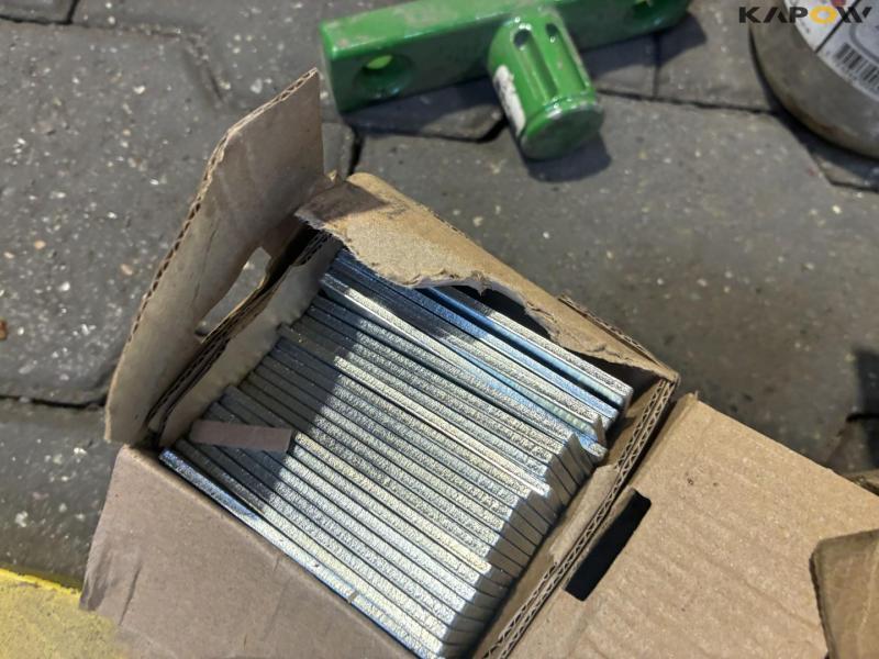Spare parts for John Deere combine harvester 22