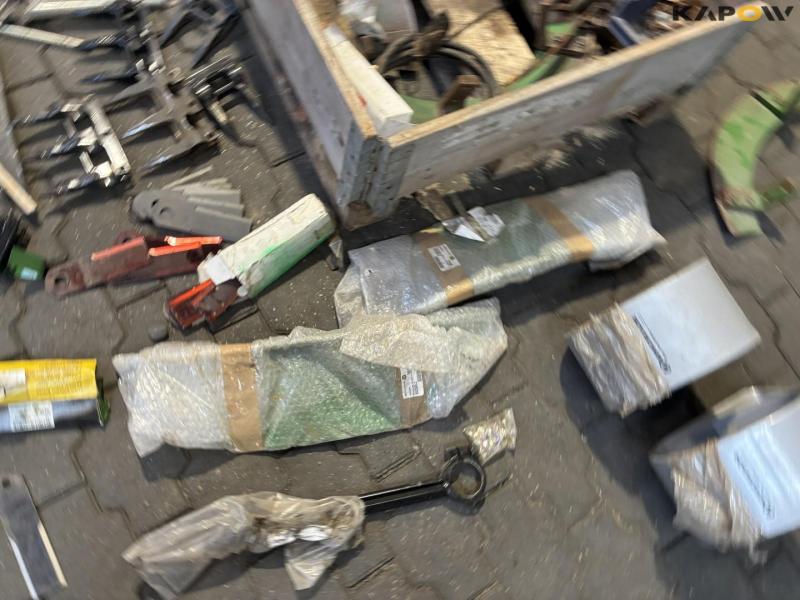 Spare parts for John Deere combine harvester 33