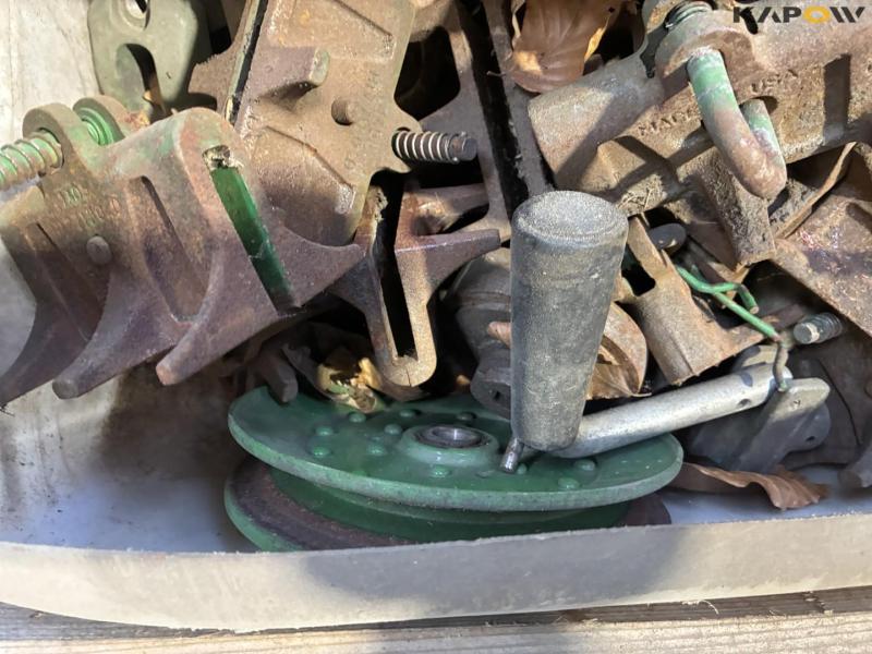 Spare parts for John Deere combine harvester 39
