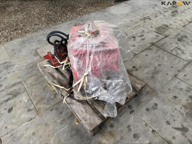 Spare parts for Massey Ferguson 4840 5