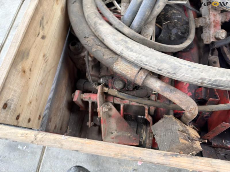 Spare parts for Massey Ferguson 16