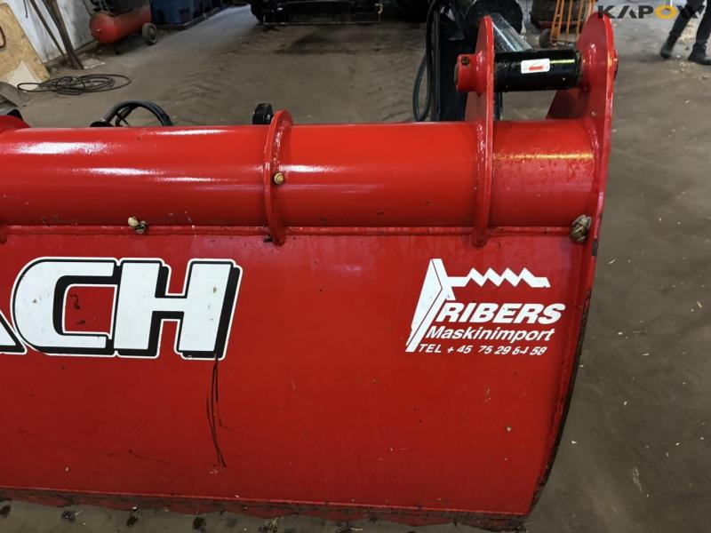 Ri-Mach 260-HD block cutter with Volvo hitch 10