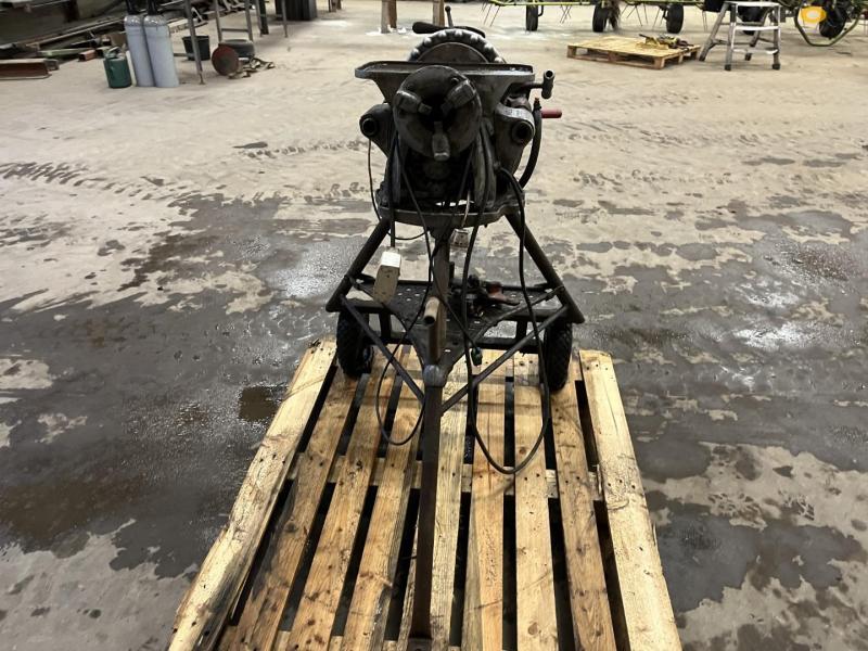 Ridgid 300 pipe threader 4