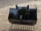 Skeleton bucket with Beco hitch 6